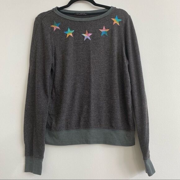 Wildfox Grey with Rainbow Star Sweater Size XSmall - Picture 1 of 7
